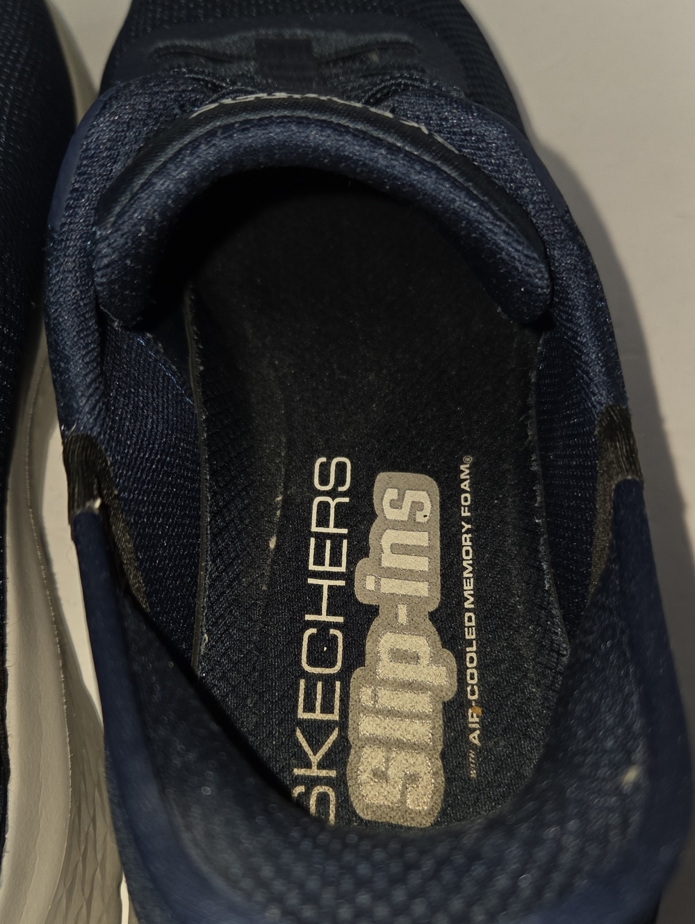 Skechers Navy and White GOwalk Slip-Ins Mens Shoes Size 10 - Picture 9 of 11
